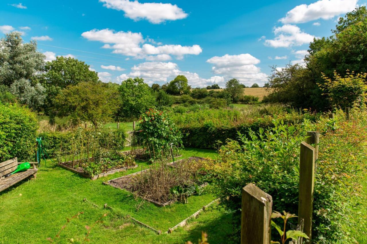 Pounce Hall -Stunning Historic Home In Rural Essex Saffron Walden Eksteriør bilde