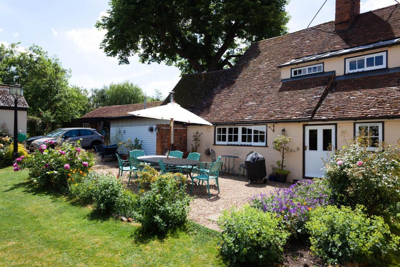 Pounce Hall -Stunning Historic Home In Rural Essex Saffron Walden Eksteriør bilde